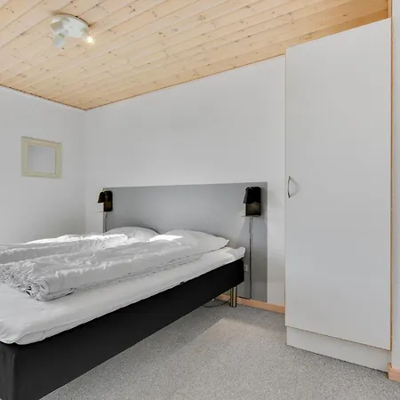 Amazing Home In Grasten With Sauna * Gråsten
